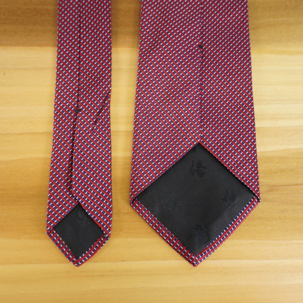 Brooks Brothers 346 Tie Mens Red Navy Blue USA Micro Pattern Pure Silk 3.75/58